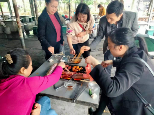 背篓人家 餐饮连锁